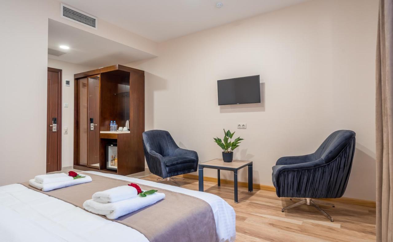 Aura Hotel Tiflis Dış mekan fotoğraf
