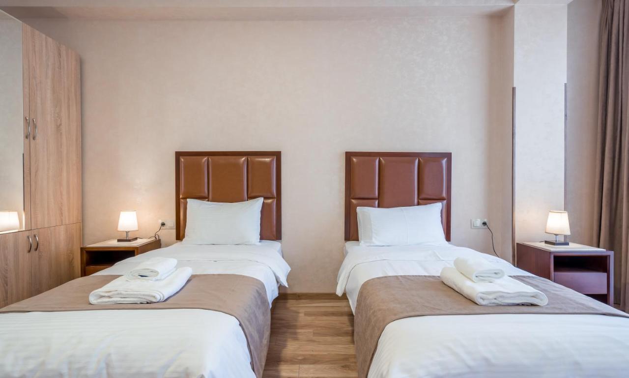 Aura Hotel Tiflis Dış mekan fotoğraf