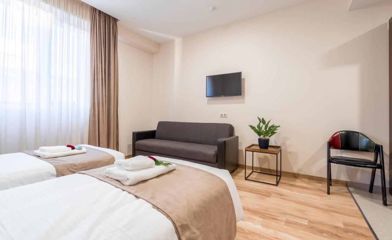 Aura Hotel Tiflis Dış mekan fotoğraf